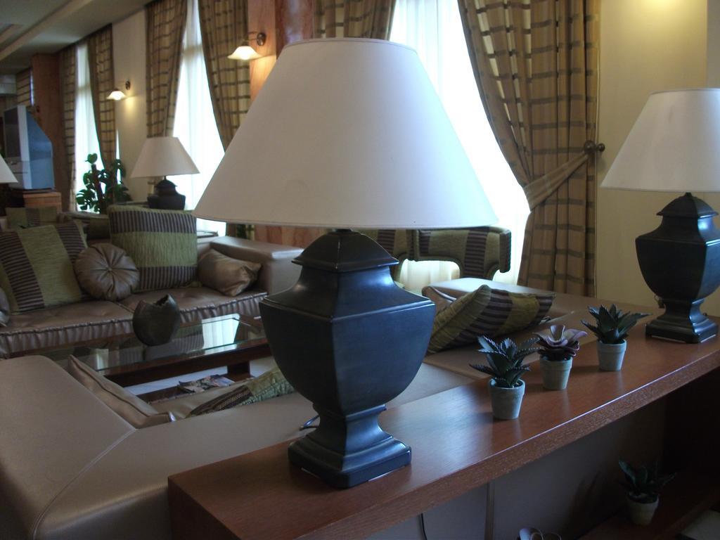 Rex Hotel Нафплион Екстериор снимка