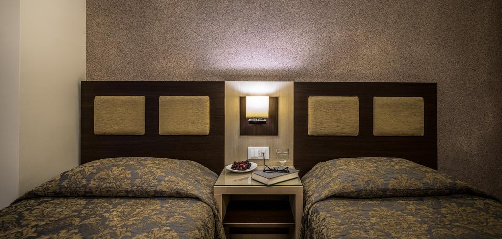 Rex Hotel Нафплион Екстериор снимка