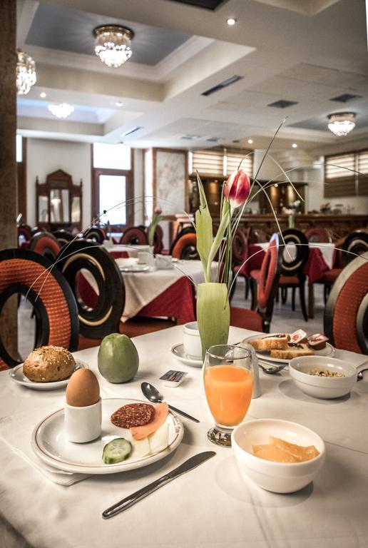 Rex Hotel Нафплион Екстериор снимка
